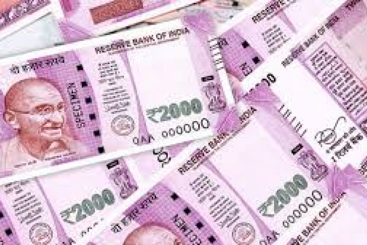 Understanding the Falling Indian Rupee
